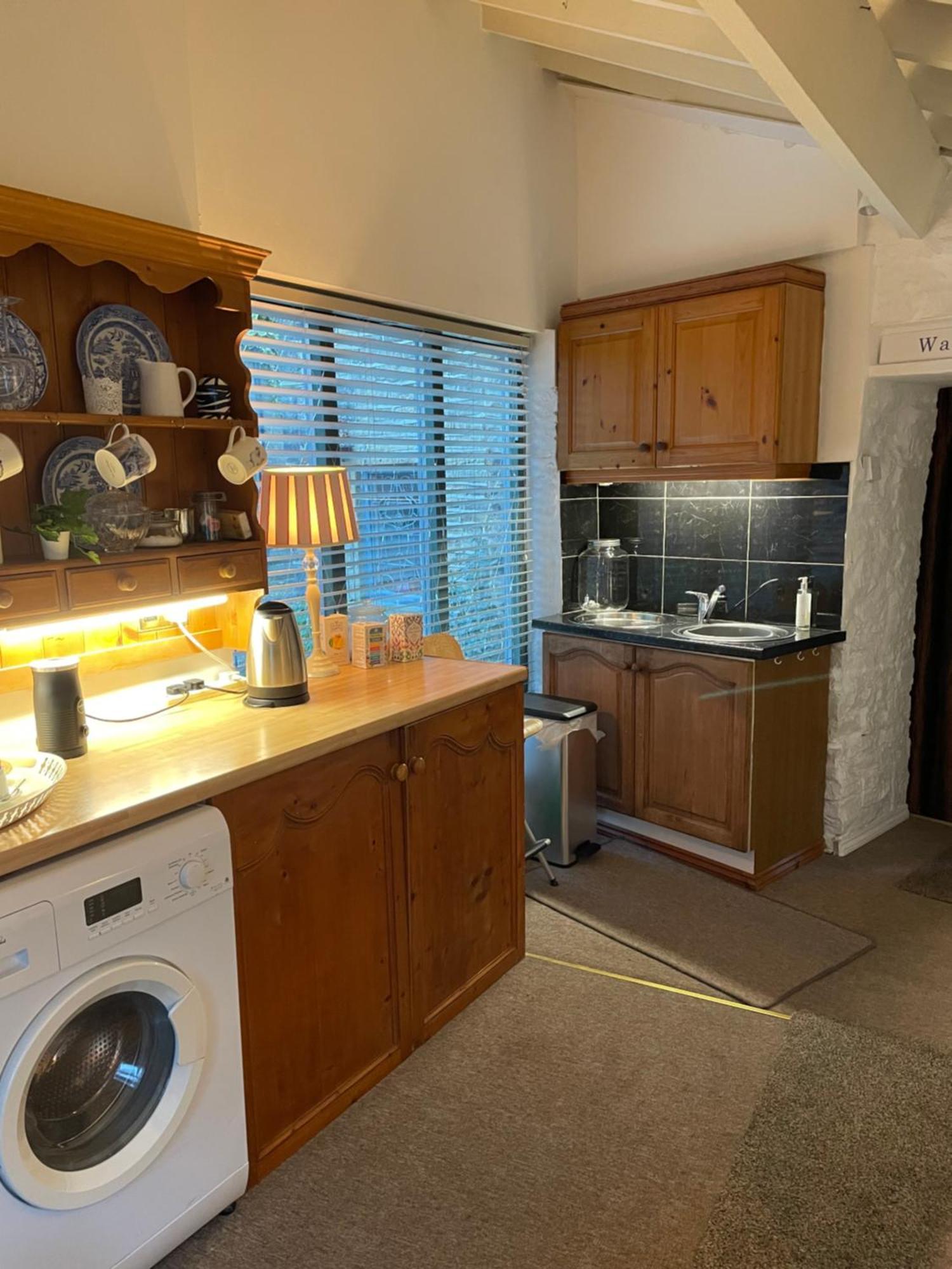 The Therapy Rooms Holmfirth Holiday Let Bagian luar foto