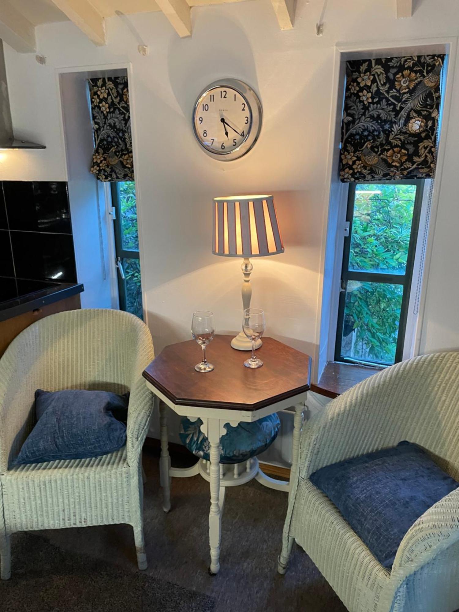 The Therapy Rooms Holmfirth Holiday Let Bagian luar foto